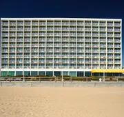 Holiday Inn Express & Suites VA Beach Oceanfront by IHG hotel detail image 3