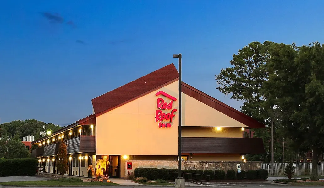 Red Roof Inn Virginia Beach hotel detail image 2