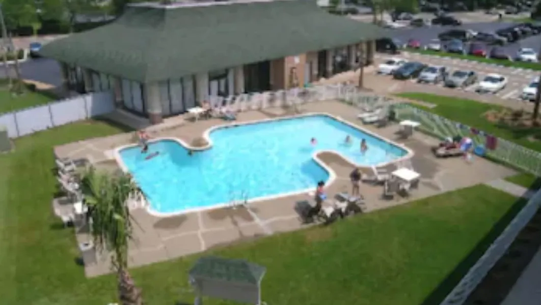 Ambassadors Inn & Suites hotel detail image 2