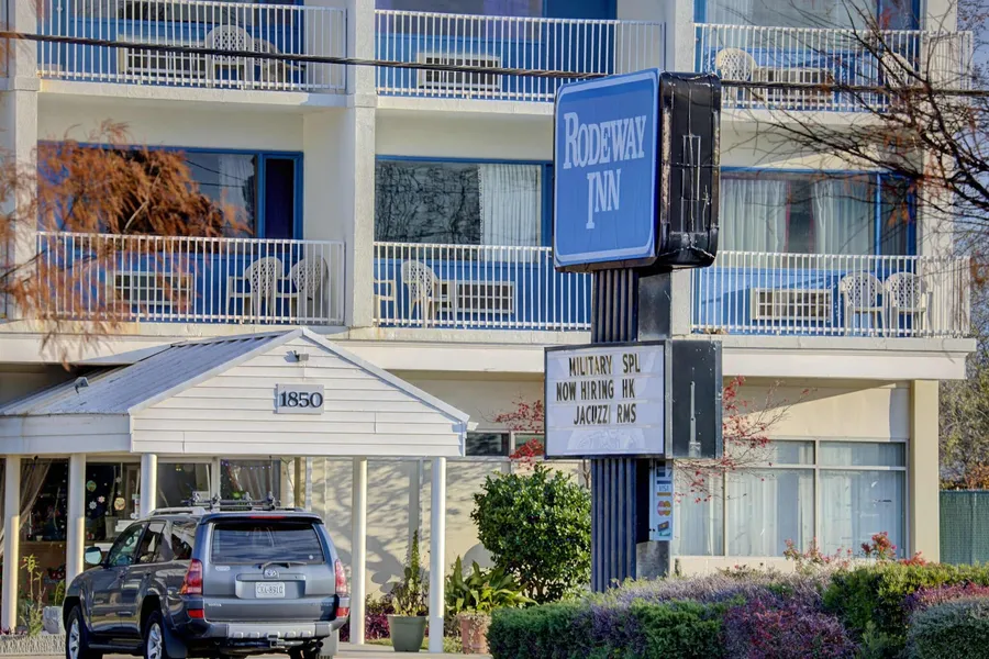 Motel 6 Norfolk, VA – East Little Creek hotel detail image 2