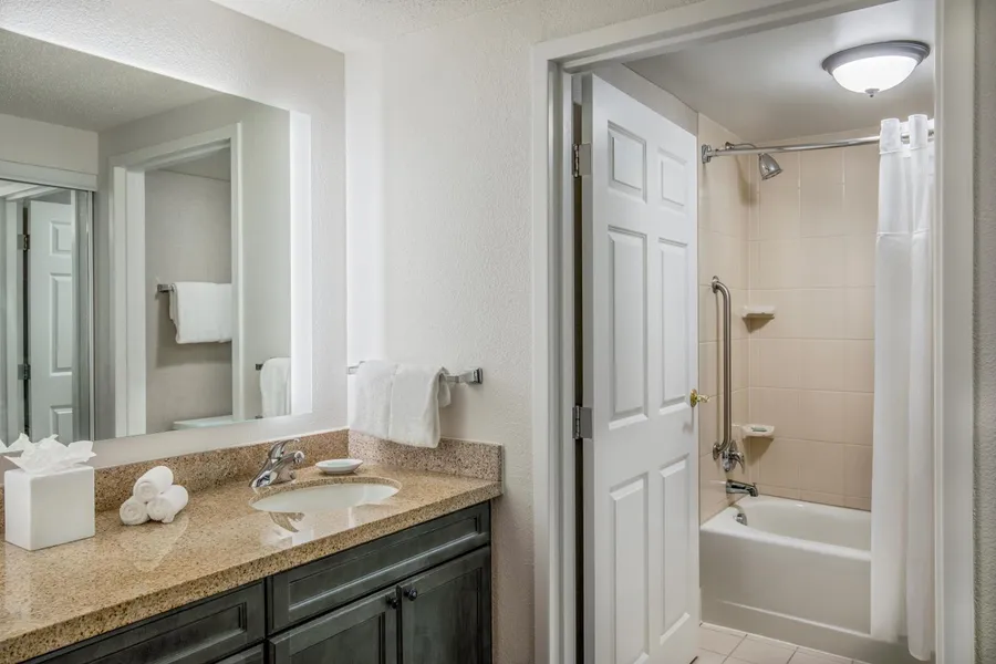 Residence Inn by Marriott Chesapeake Greenbrier hotel detail image 6