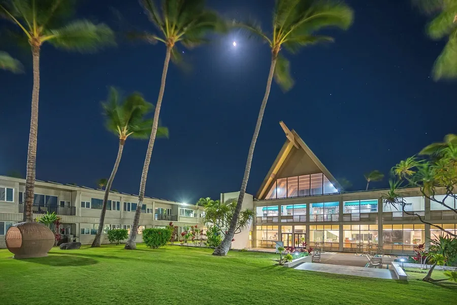 Maui Beach Hotel hotel detail image 2