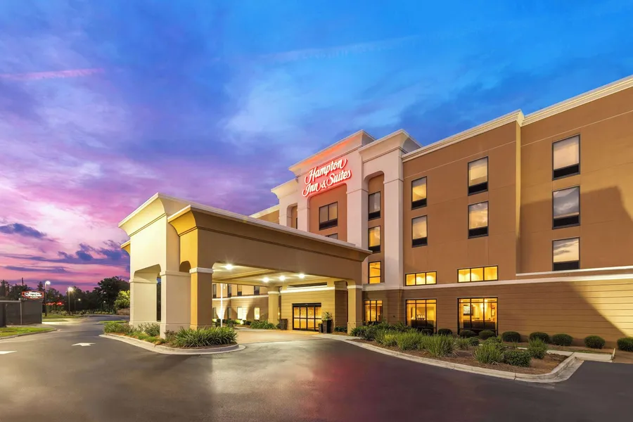 Hampton Inn & Suites Savannah-Airport hotel detail image 2