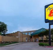 Super 8 by Wyndham Garland/Rowlett/East Dallas Area hotel detail image 5
