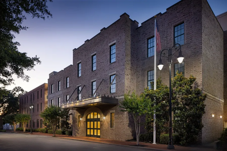Residence Inn by Marriott Savannah Downtown/Historic District hotel detail image 2