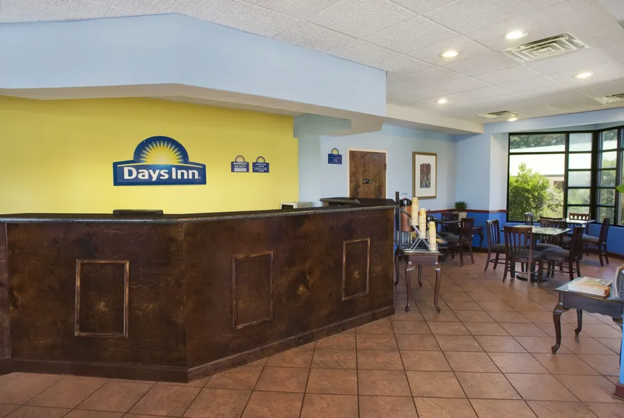 Days Inn by Wyndham Richmond Hill/Savannah hotel detail image 6