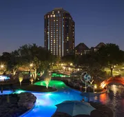 Hilton Anatole hotel detail image 3