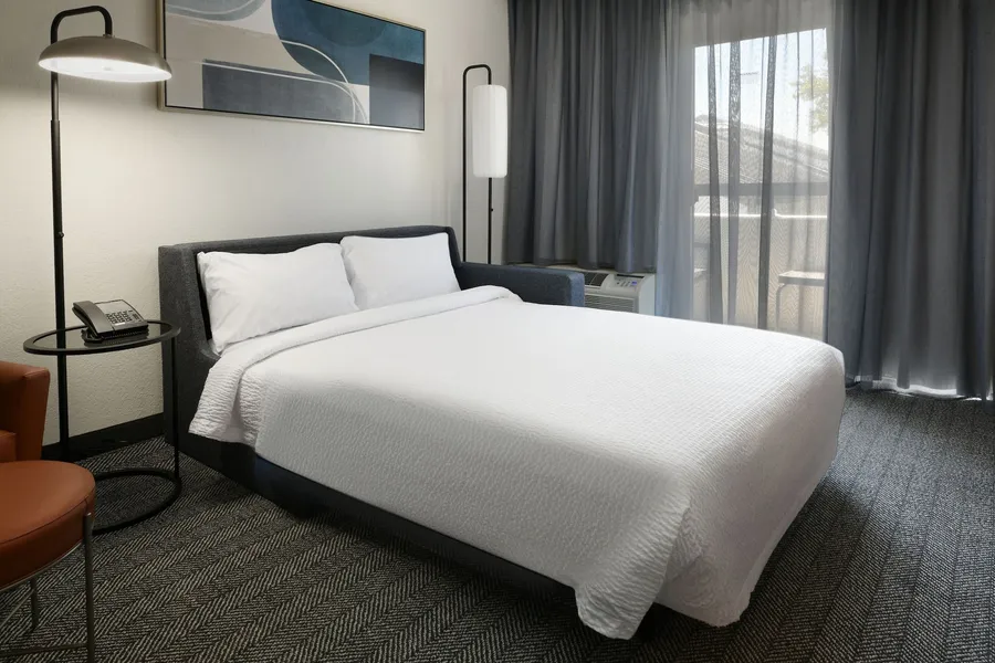 Courtyard by Marriott Dallas Las Colinas hotel detail image 6