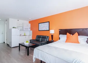 Siegel Select Dallas hotel thumbnail 4