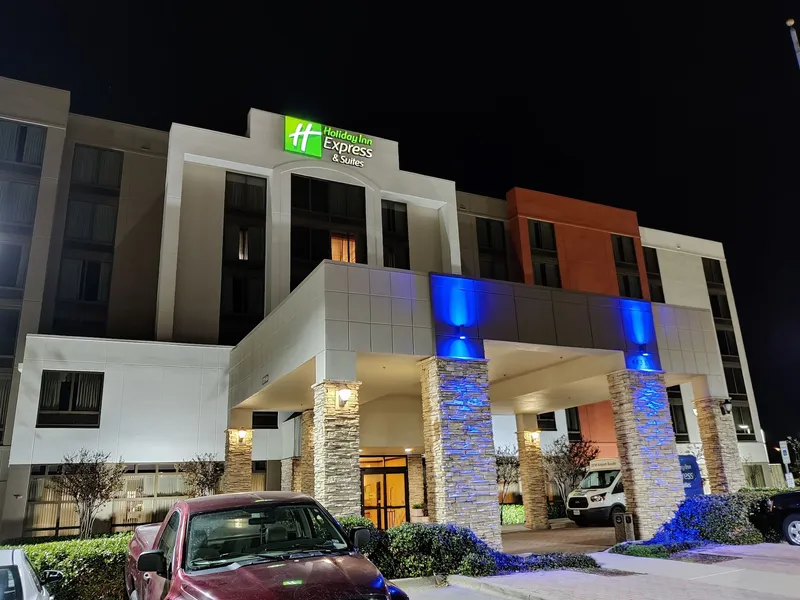 Holiday Inn Express Hotel & Suites DFW Airport South by IHG hotel detail image 2