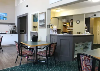 Monashee Lodge hotel thumbnail 6