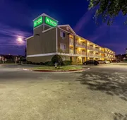 HomeTowne Studios by Red Roof Dallas - Mesquite hotel detail image 7