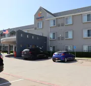 Comfort Suites DFW Airport hotel detail image 4