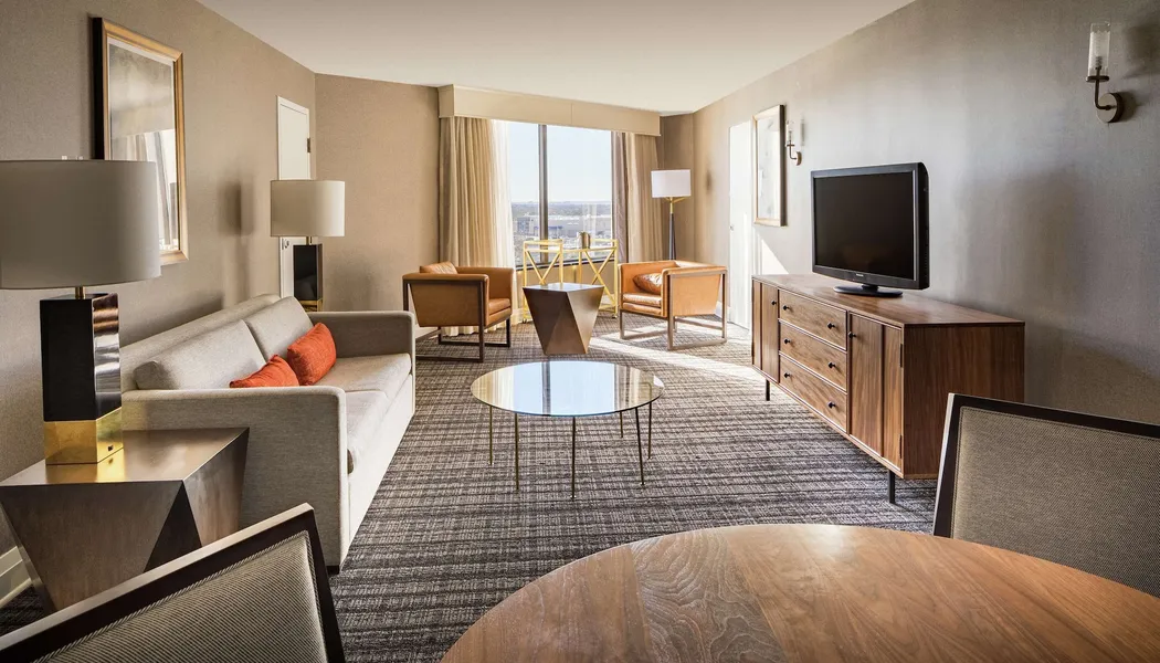 DoubleTree by Hilton Dallas Near the Galleria hotel detail image 6
