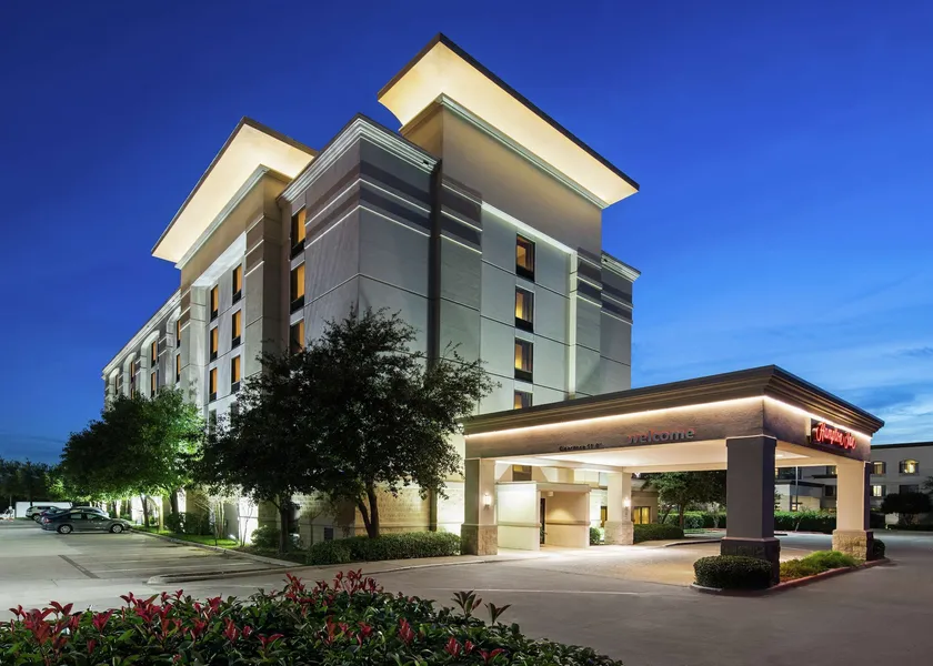 Hampton Inn Dallas-Irving-Las Colinas hotel detail image 2