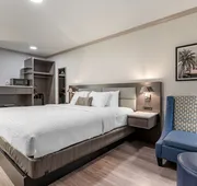 Best Western Plus Executive Suites hotel detail image 4