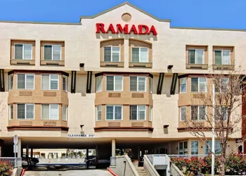 Hotel San Francisco Airport North hotel thumbnail 2
