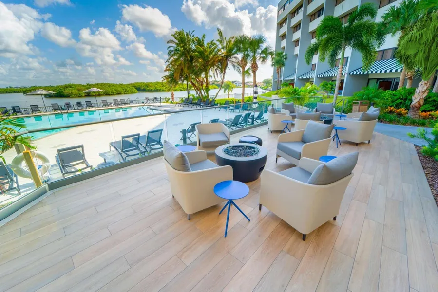DoubleTree by Hilton Tampa Rocky Point Waterfront hotel detail image 6