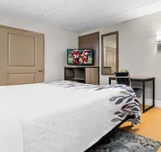 Red Roof Inn Tampa Fairgrounds – Casino hotel detail image 4