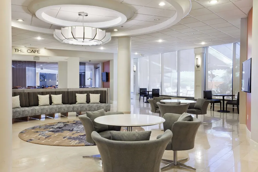 Tampa Airport Marriott hotel detail image 2