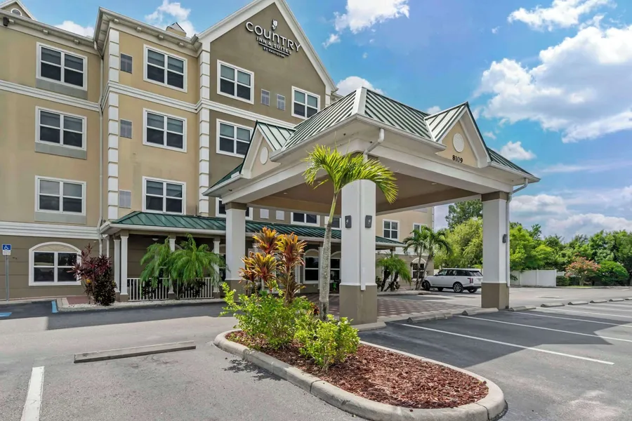 Country Inn & Suites by Radisson, Tampa Airport North, FL hotel detail image 2
