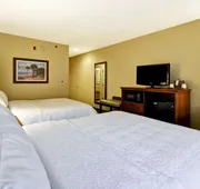 Hampton Inn & Suites Charleston/Mt. Pleasant-Isle Of Palms hotel detail image 7
