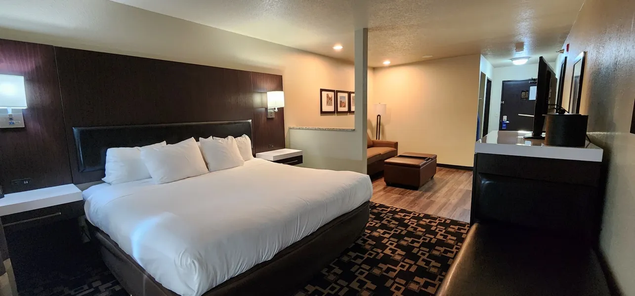 Comfort Inn & Suites Shakopee Downtown Area hotel detail image 6