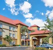 La Quinta Inn and Suites Fort Myers I-75 hotel detail image 4