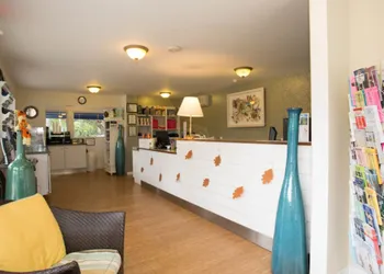 Sunset Beach Inn hotel thumbnail 4
