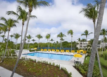 Sunset Beach Inn hotel thumbnail 5