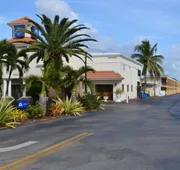 Americas Best Value Inn Ft. Myers hotel detail image 5
