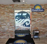 Days Inn by Wyndham Fort Myers Springs Resort hotel detail image 4