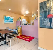 Econo Lodge Fort Myers North hotel detail image 3