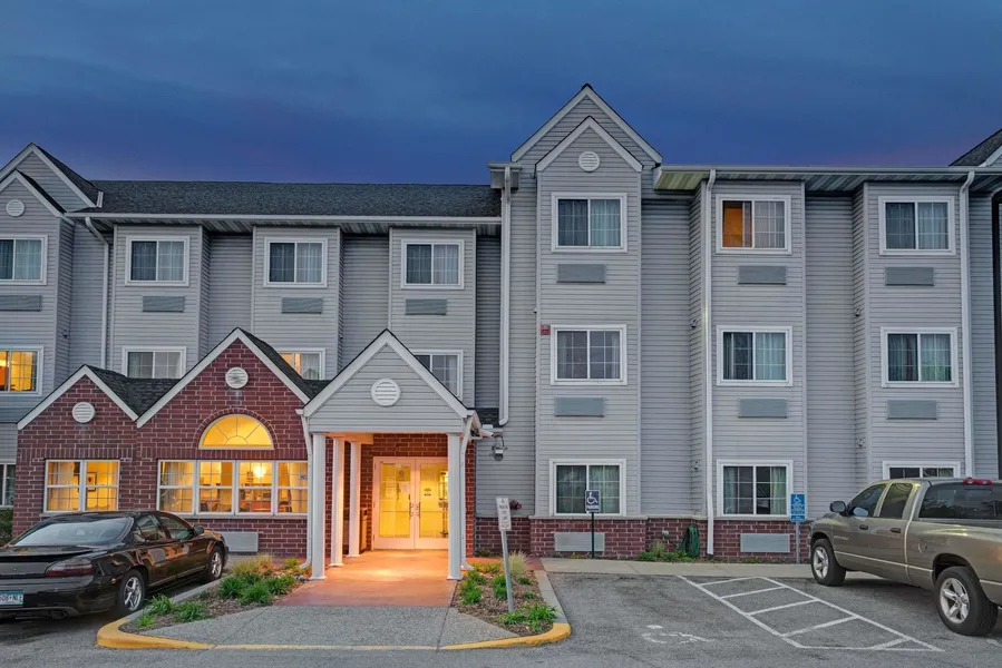 Microtel Inn & Suites by Wyndham Inver Grove Heights/Minneap hotel detail image 2