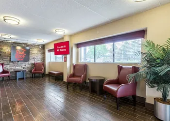Red Roof Inn Minneapolis - Plymouth/ Wayzata hotel thumbnail 3