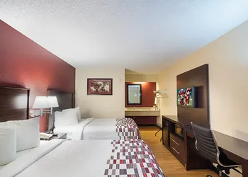 Red Roof Inn Minneapolis - Plymouth/ Wayzata hotel thumbnail 4
