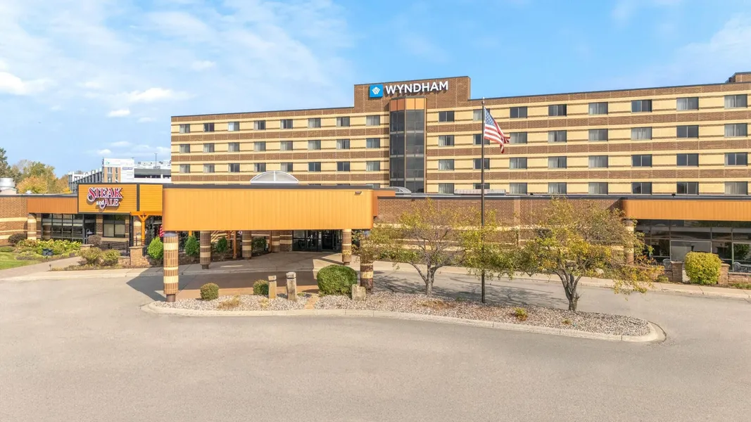 Wyndham Minneapolis South/Burnsville hotel detail image 2