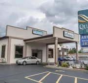 Quality Inn - Niagara Falls Blvd hotel detail image 3