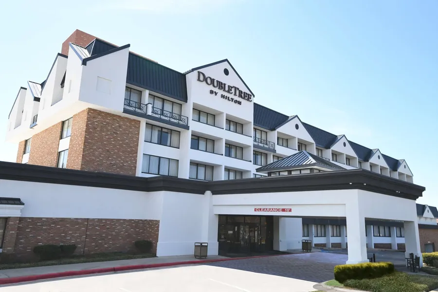 DoubleTree by Hilton Baltimore North - Pikesville hotel detail image 2
