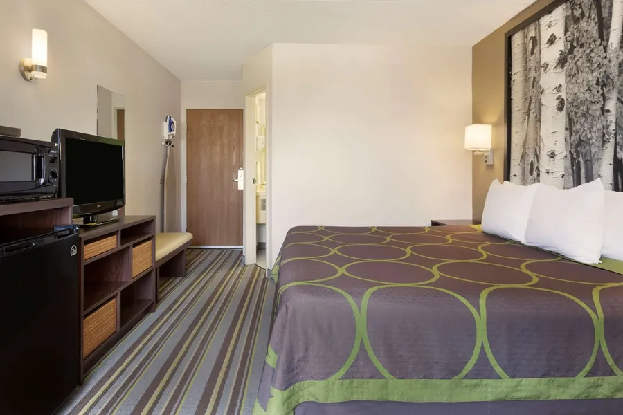 Super 8 by Wyndham Westminster Denver North hotel detail image 6