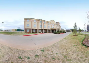 Comfort Inn At Founders Tower hotel thumbnail 2