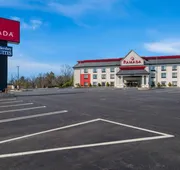 Ramada by Wyndham Harrisburg/Hershey Area hotel detail image 7