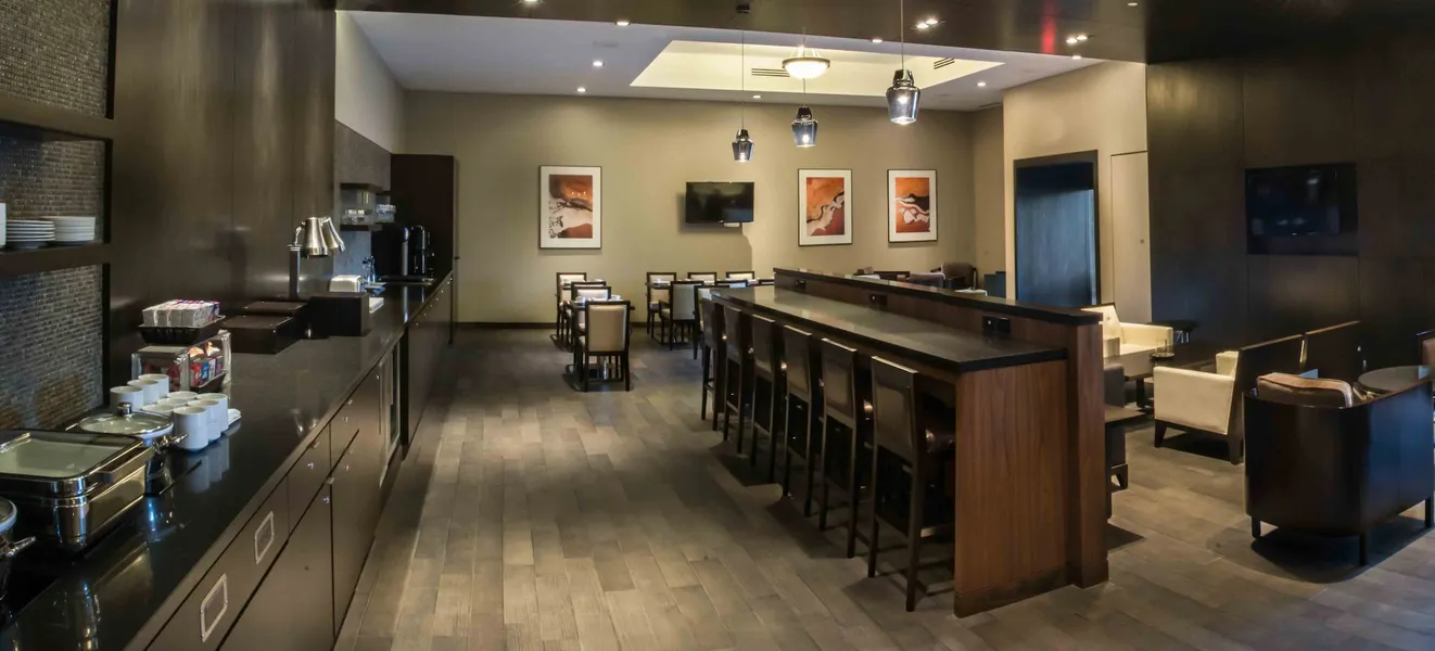 Hilton Toronto/Markham Suites Conference Centre & Spa hotel detail image 2