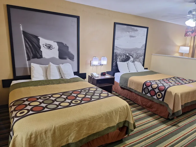 Super 8 by Wyndham Weslaco hotel detail image 6