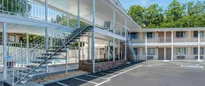 Hotel thumbnail 1