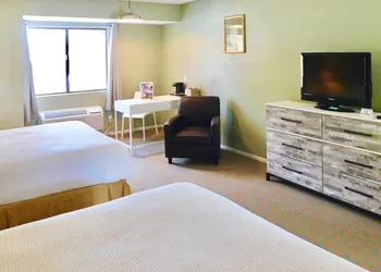Travelodge by Wyndham Big Bear Lake CA hotel thumbnail 8