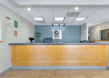Quality Inn Downtown Stuart hotel thumbnail 2