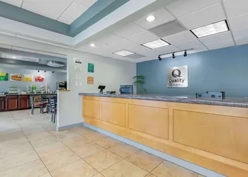 Quality Inn Downtown Stuart hotel thumbnail 5