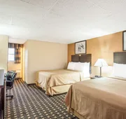 Travelodge by Wyndham South Burlington hotel detail image 3