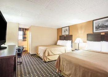 Travelodge by Wyndham South Burlington hotel thumbnail 3